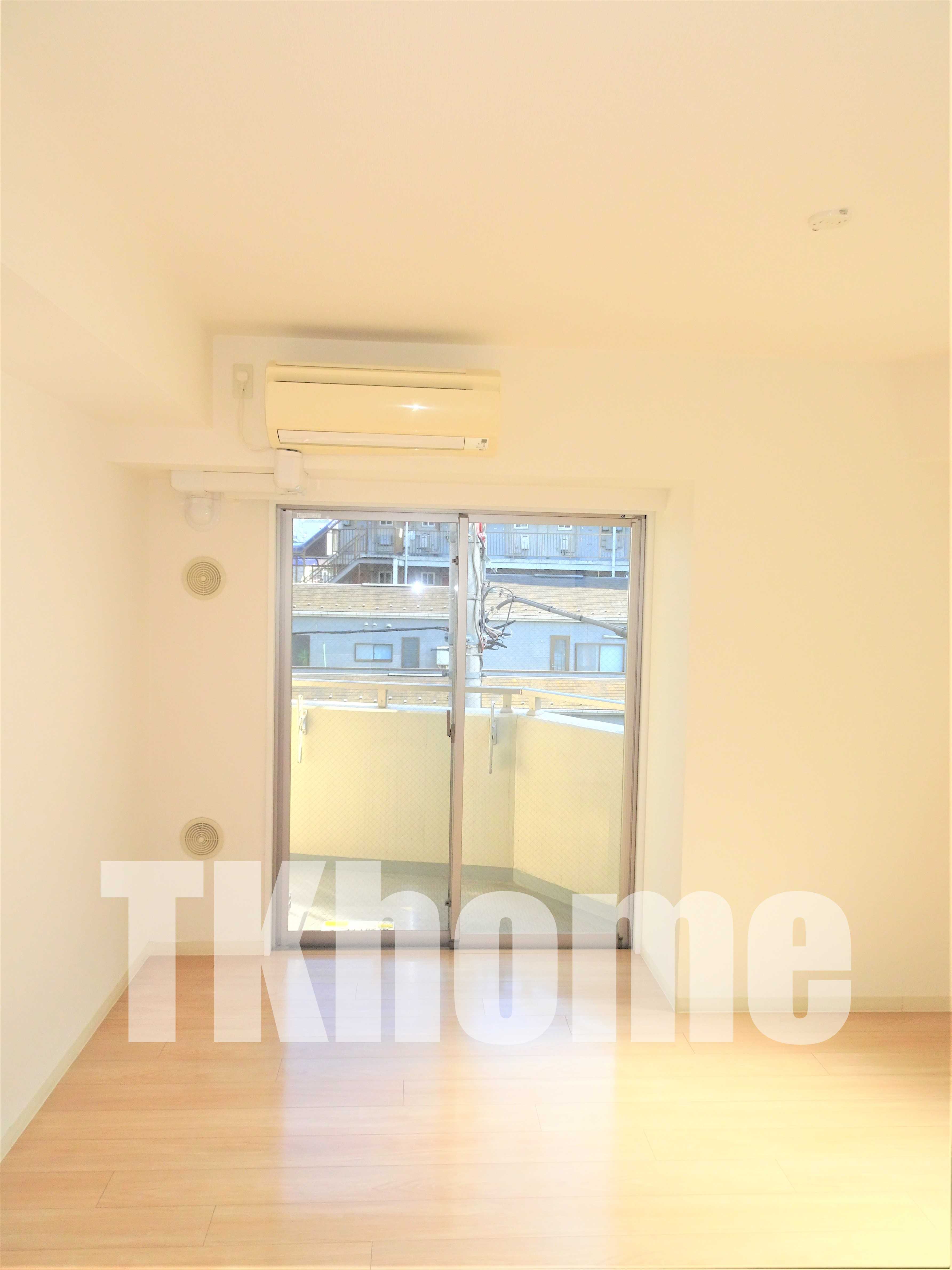 その他　南向き角部屋！