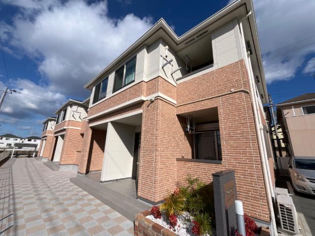 エントランス　外観写真（昼）