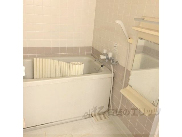 バス・シャワールーム　風呂