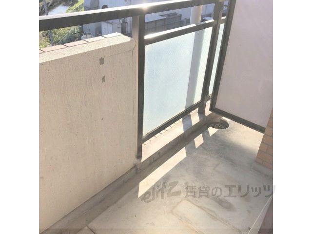 バルコニー　ベランダ