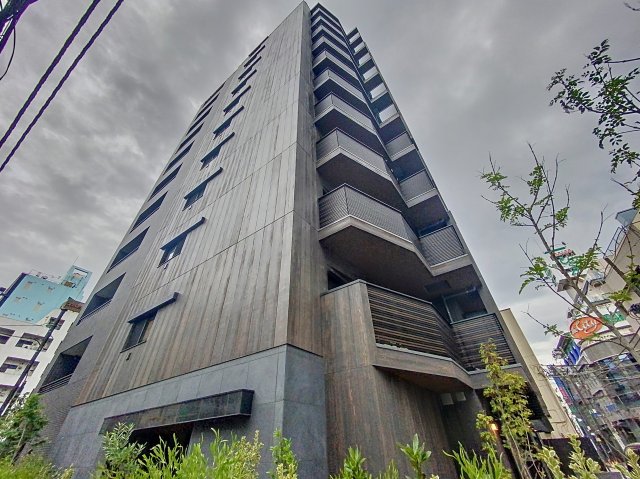 建物外観　桜木町駅徒歩7分の築浅マンションです