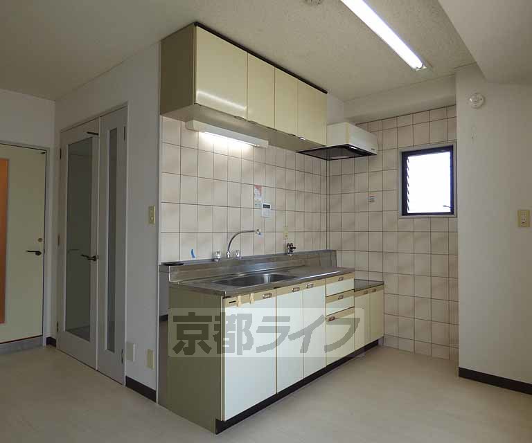 キッチン　料理しやすい大きなキッチン