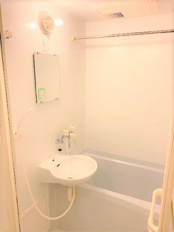 バス・シャワールーム　きれいなお風呂です