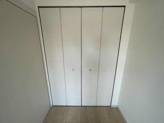 収納　洋室内収納