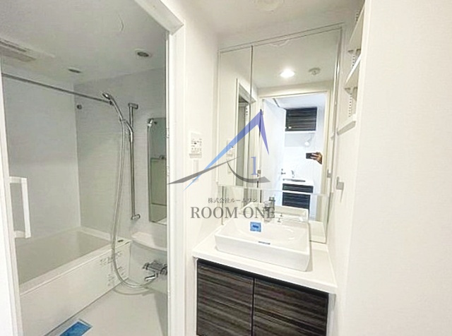 洗面設備　洗面台です。