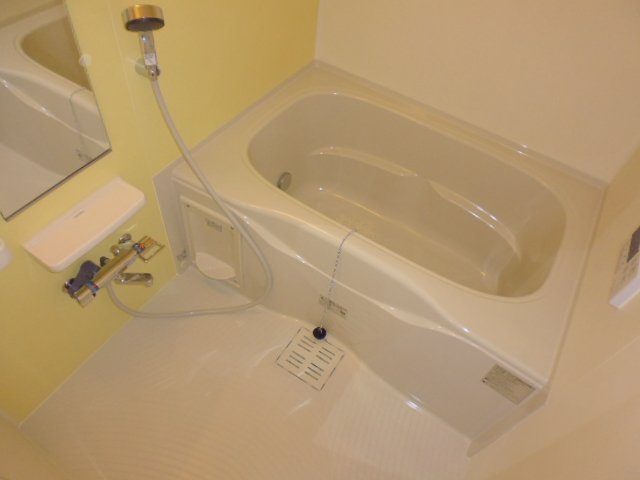 バス・シャワールーム　追い焚きバス