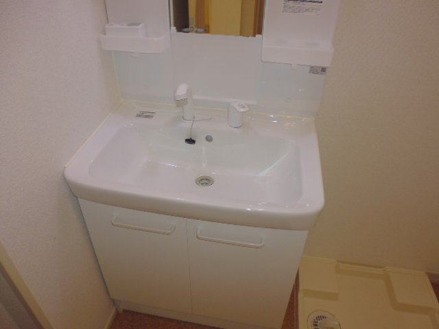 洗面設備　洗髪洗面化粧台