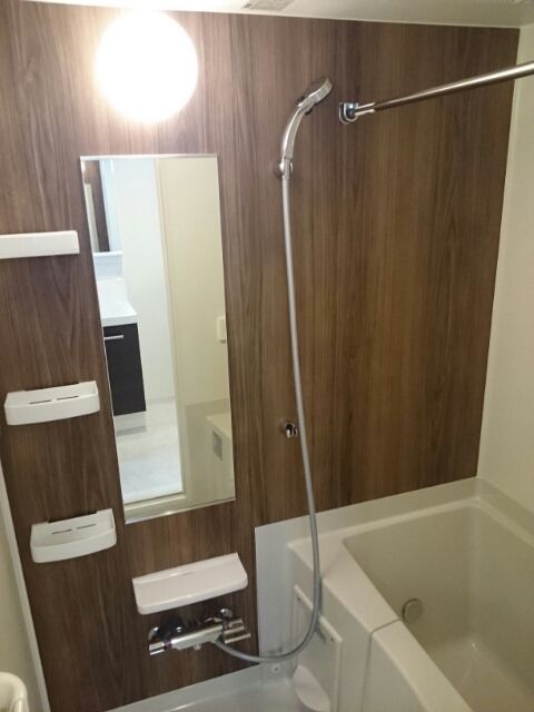 バス・シャワールーム　☆ゆっくりくつろげるお風呂☆