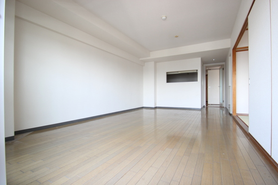 居室・リビング　※別室の写真です