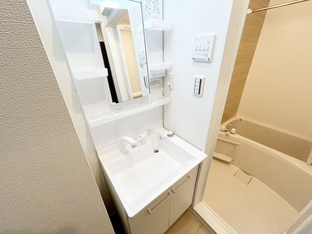 洗面設備　お問合せはタウンハウジングまで！※現地待合わせ相談可能