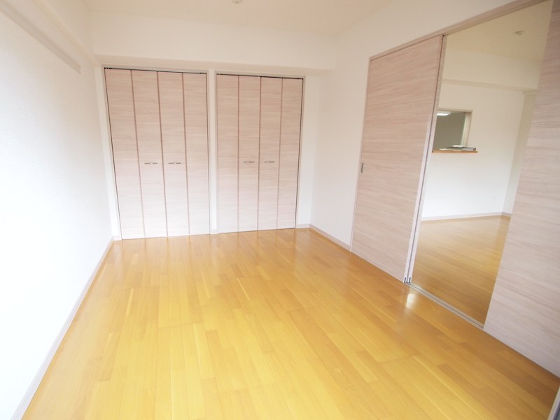 その他部屋・スペース　開口部の明るいお部屋です