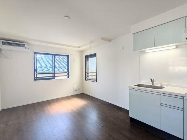 居室・リビング　居間です