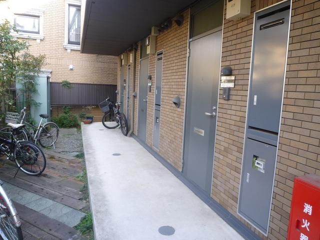 エントランス　エントランス