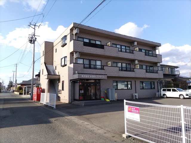 駐車場　２０２３年３月撮影