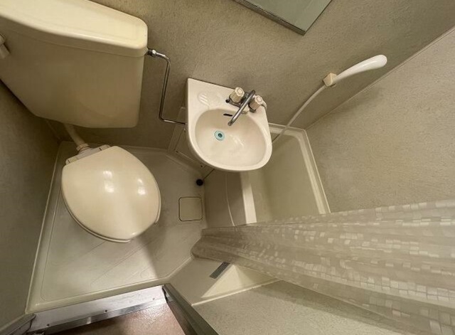 バス・シャワールーム　バス