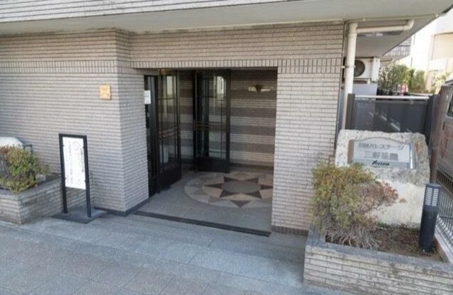 エントランス　エントランス