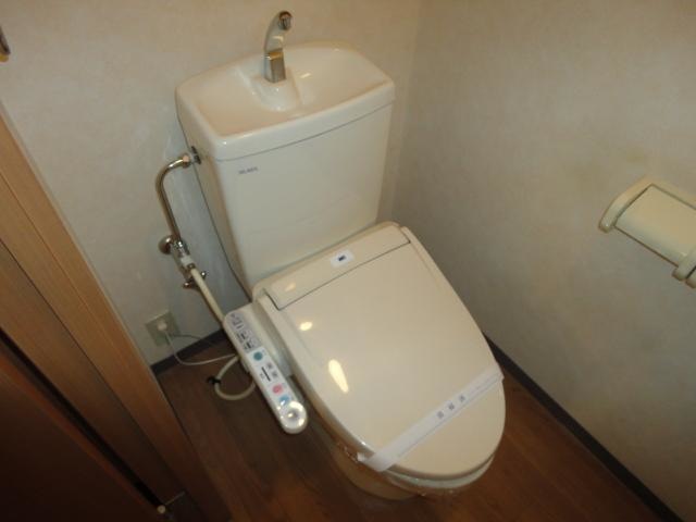 トイレ　シャワー付トイレ