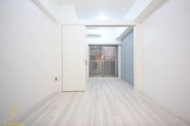 居室・リビング　セレニテ中崎町リアン