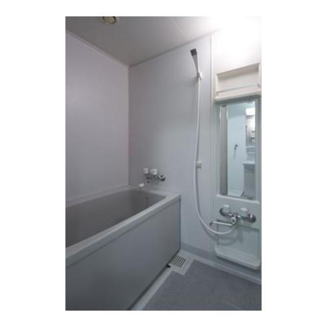 バス・シャワールーム　※写真は同タイプ住戸です。