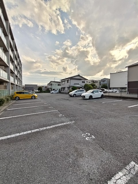 駐車場　要空き確認