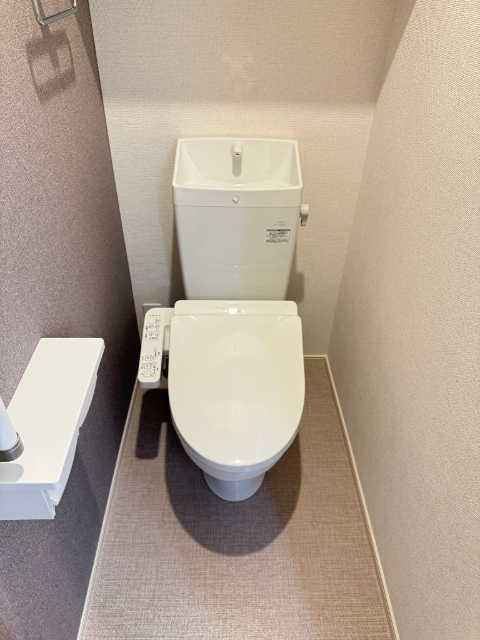 トイレ　同型写真