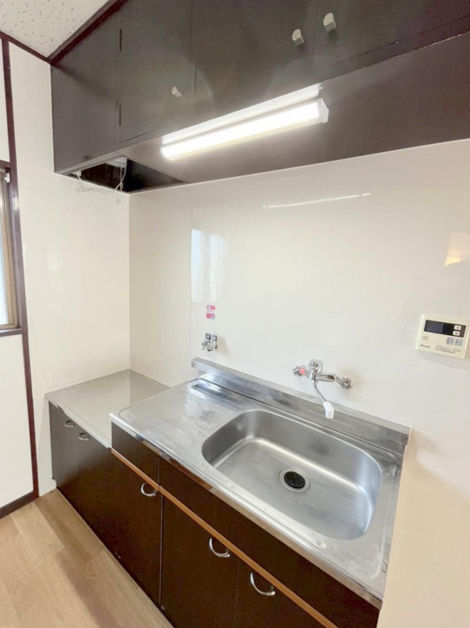 キッチン　作業スペースのあるキッチン