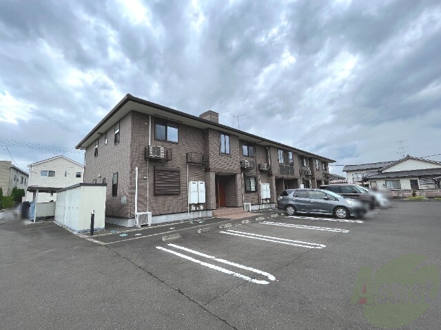 建物外観　岩沼市南長谷字原「リバーサイド無限２」