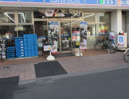 コンビニ　ローソン 巣鴨四丁目店（コンビニ）まで184m