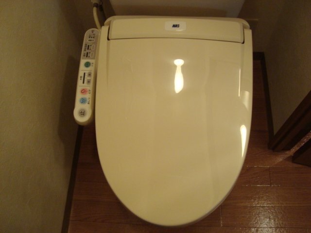 トイレ　シャワー付トイレ