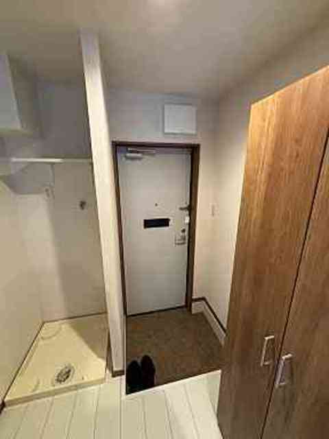 玄関　別部屋参照画像