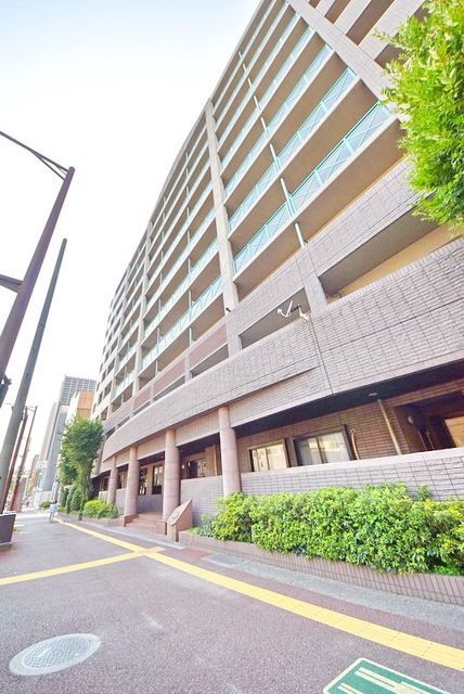 建物外観　天神も赤坂駅も徒歩圏内