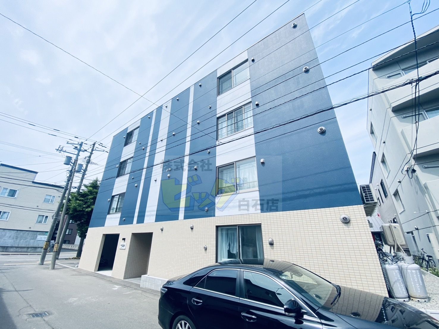 建物外観　地下鉄徒歩３分の好立地です♪