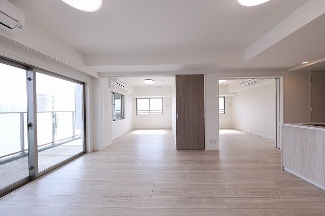居室・リビング　内観1※別部屋参考写真