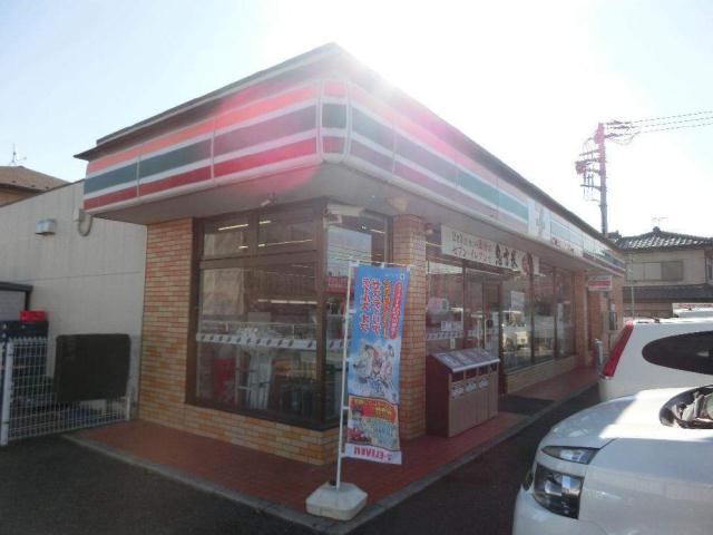コンビニ　セブンイレブン（コンビニ）まで400m