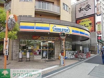 コンビニ　ミニストップ（コンビニ）まで210m