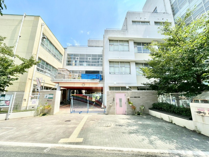 小学校　東灘小学校（小学校）まで348m