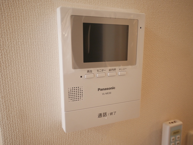 セキュリティ　★モニタ付きインターホンでセキュリティ面も安心ですね★