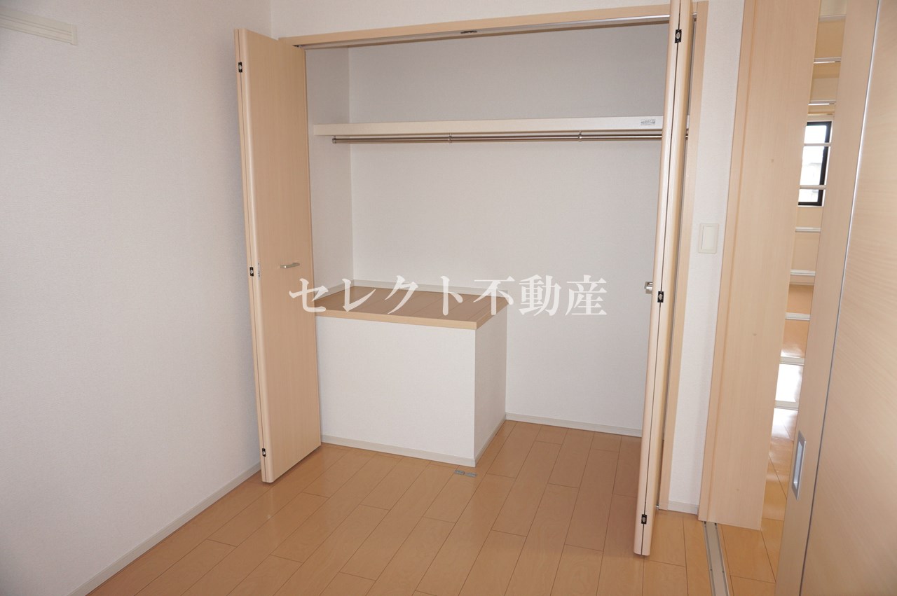 収納　【ＡＬＢＡーＣＡＳＡIII】たっぷりとした収納スペースです