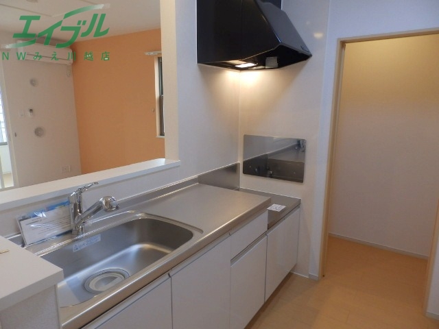 キッチン　同型別部屋参考写真です