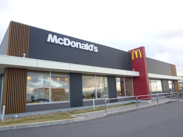飲食店　マクドナルド21号可児店（飲食店）まで1281m