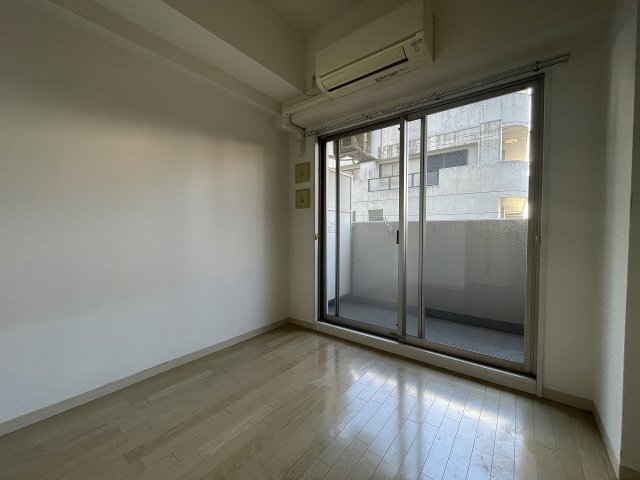 その他部屋・スペース　落ち着いて過ごせるお部屋なので、寝室にいかがでしょうか