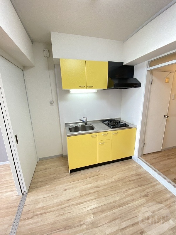 キッチン　同タイプ別部屋の写真