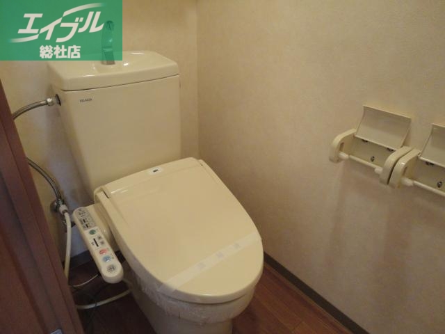 トイレ　トイレ