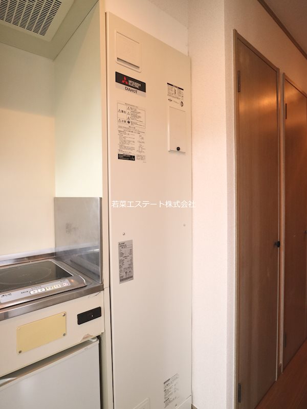 その他設備　電気温水器