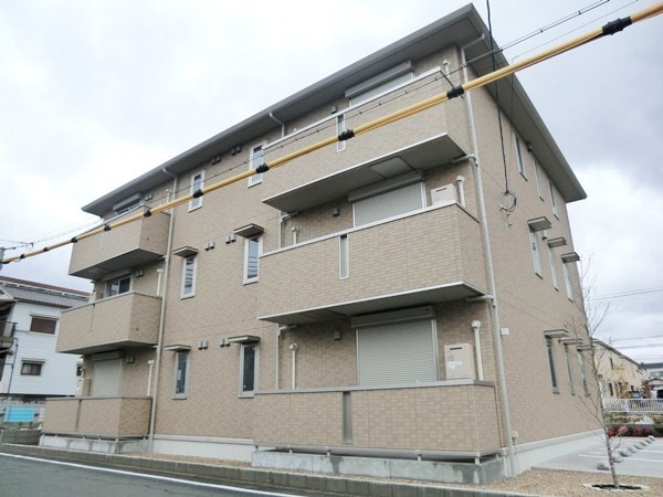 建物外観　オートロック完備で安心のセキュリティ♪