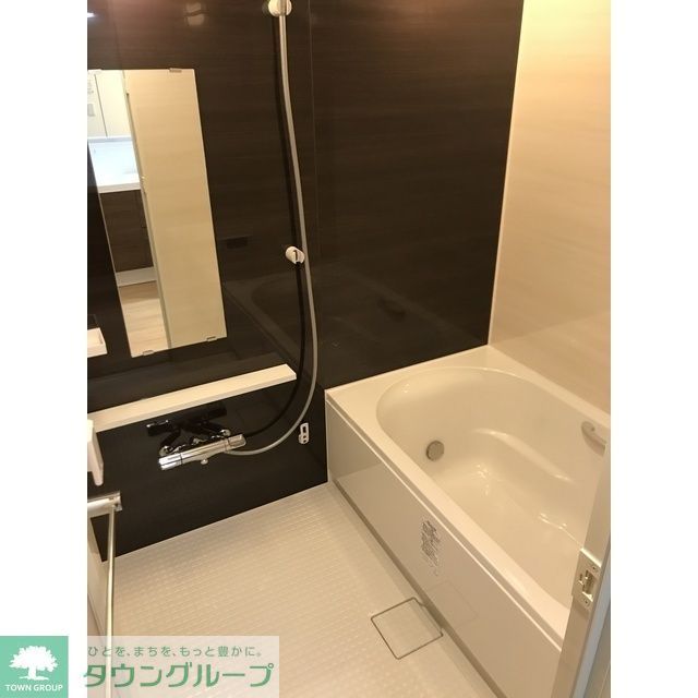 バス・シャワールーム　バスルーム
