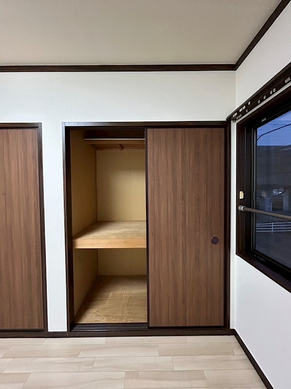 収納　写真は別部屋現状を優先。