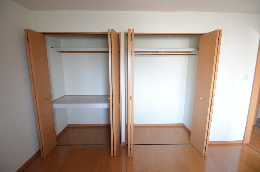 収納　クローゼット