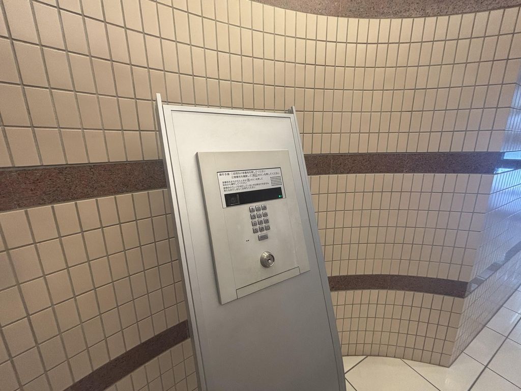 エントランス　エントランス