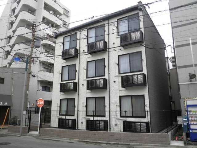 建物外観　外観は落ち着いています